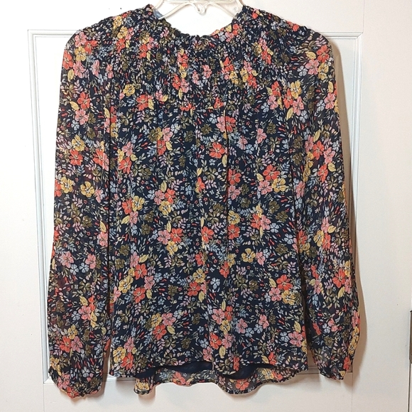 LOFT smocked-yoke floral chiffon top, size XS - Picture 2 of 6
